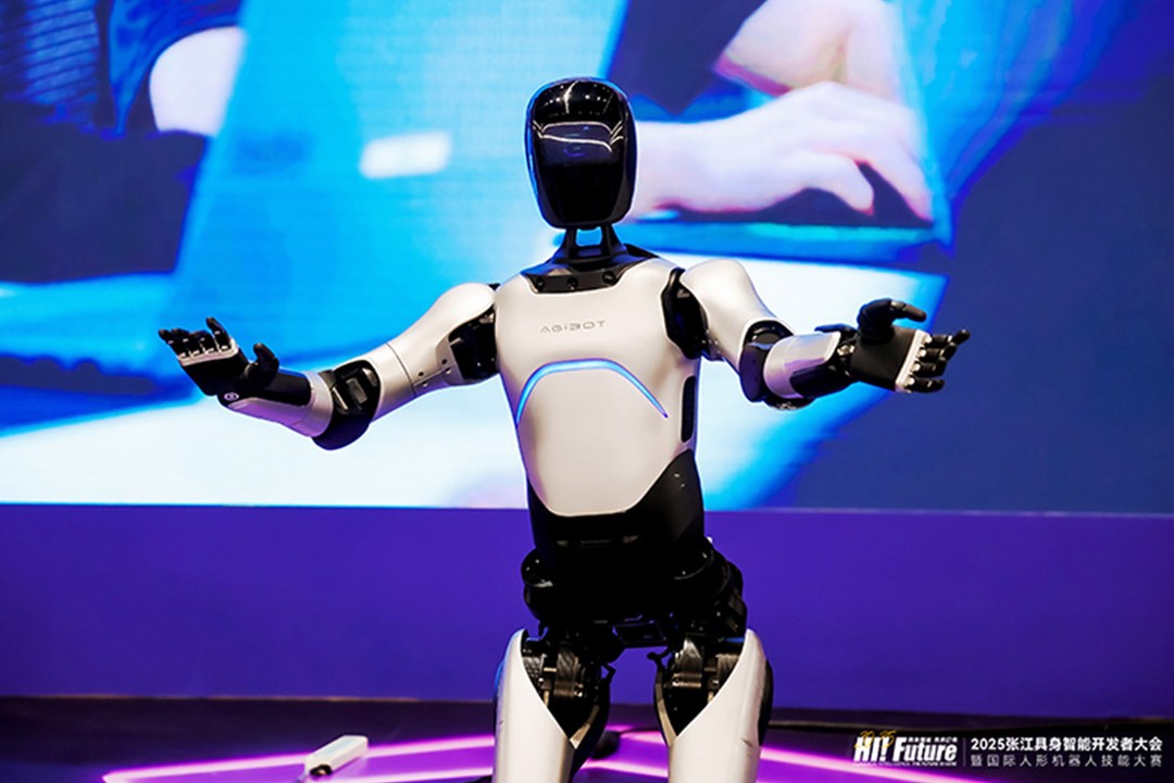 AC米兰官网-TCL实业IFA 2026“灵感栖居”展区亮相：屏显到家庭全场景，“AI Inspired Life”启迪未来生活灵感